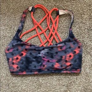 Lululemon Free To Be Wild sports bra. Size 4
